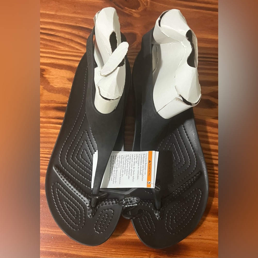 Crocs Serena Flip Sandals Womens 11 Black T Strap Comfort NEW